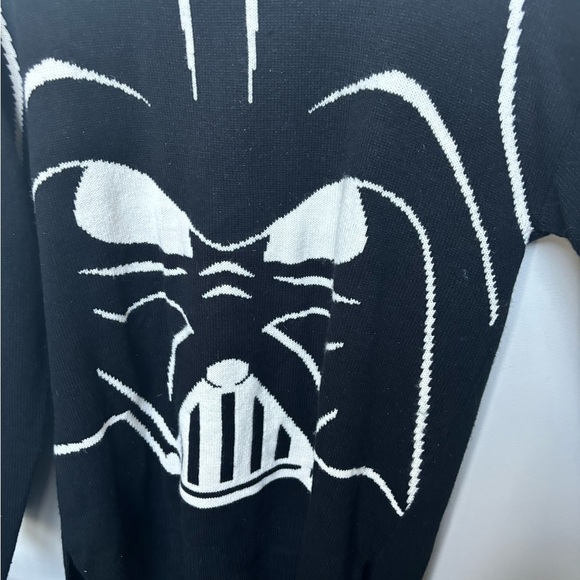 Women’s Darth Vader Star Wars Sweater - Picture 3 of 7